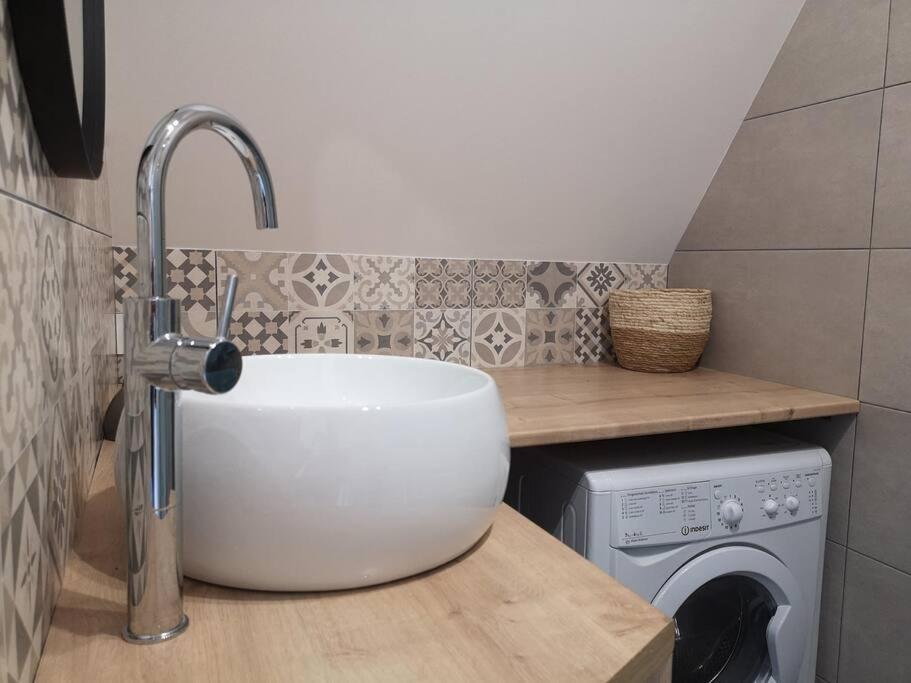 Maison De Ville Chaleureuse Au Coeur De Bayeux Extérieur photo